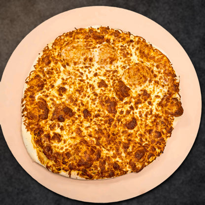 Napolitana Pizza (cheese, cheese, cheese)