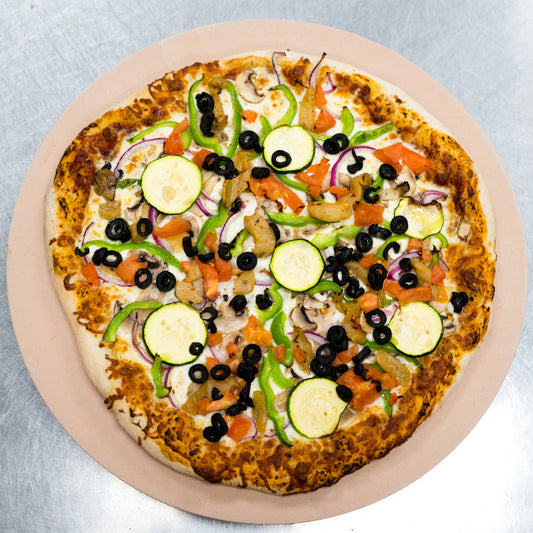 Garden Pizza (mushrooms, red onions, green peppers, zucchinis, marinated eggplants, tomatoes, black olives)