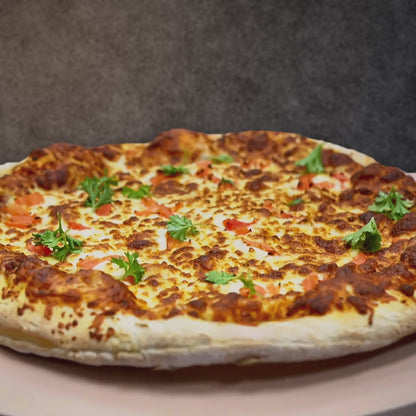 Margarita Pizza (garlic tomatoes sauce, cheese, parsley, tomatoes)
