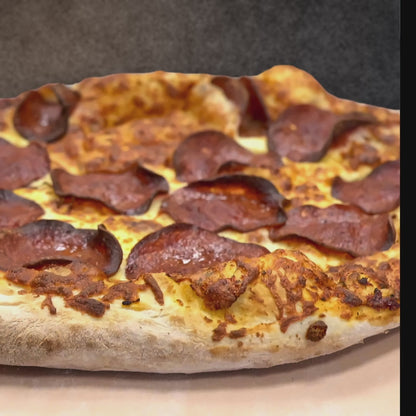 Pepperoni Pizza (pepperoni, cheese)
