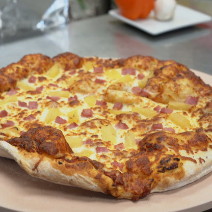 Hawaiian Pizza (cheese, ham, pineapple)